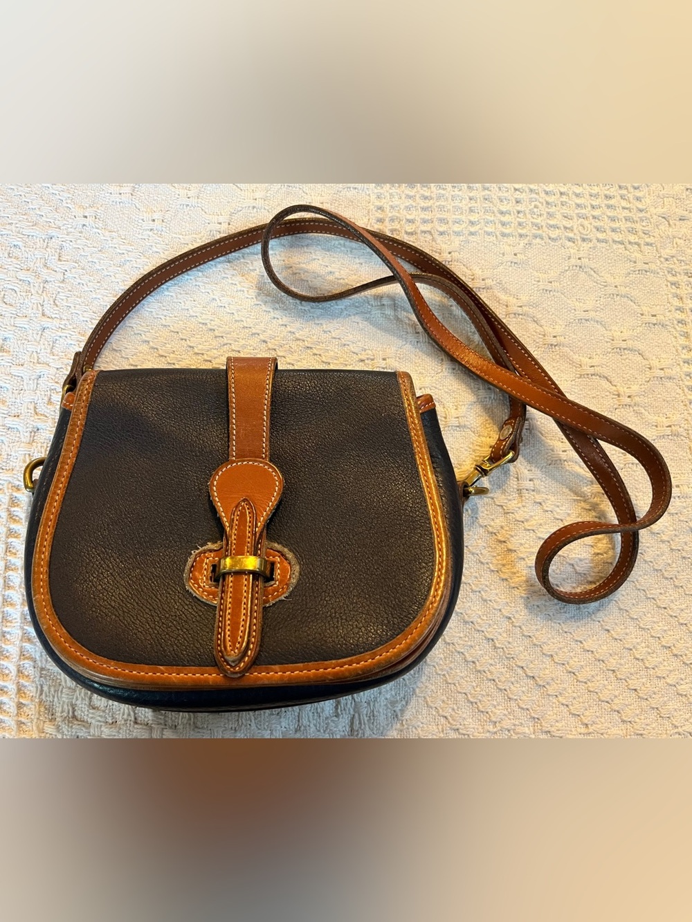 Vintage Dooney & Bourke Leather Crossbody Bag in Dark Navy and British Tan